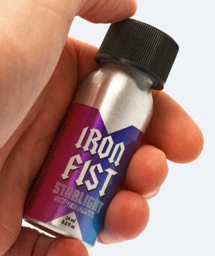Iron fist starlight en aluminium - flacon rouge et bleu avec étoile de 30 ml